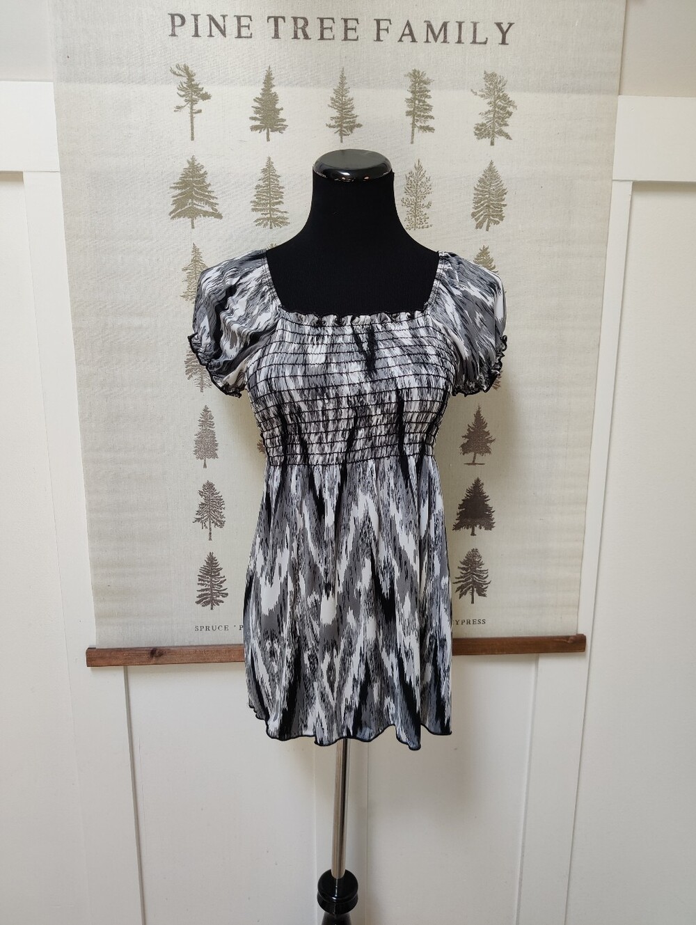 Brittany Black Petite Blouse Black & White Abstract Print